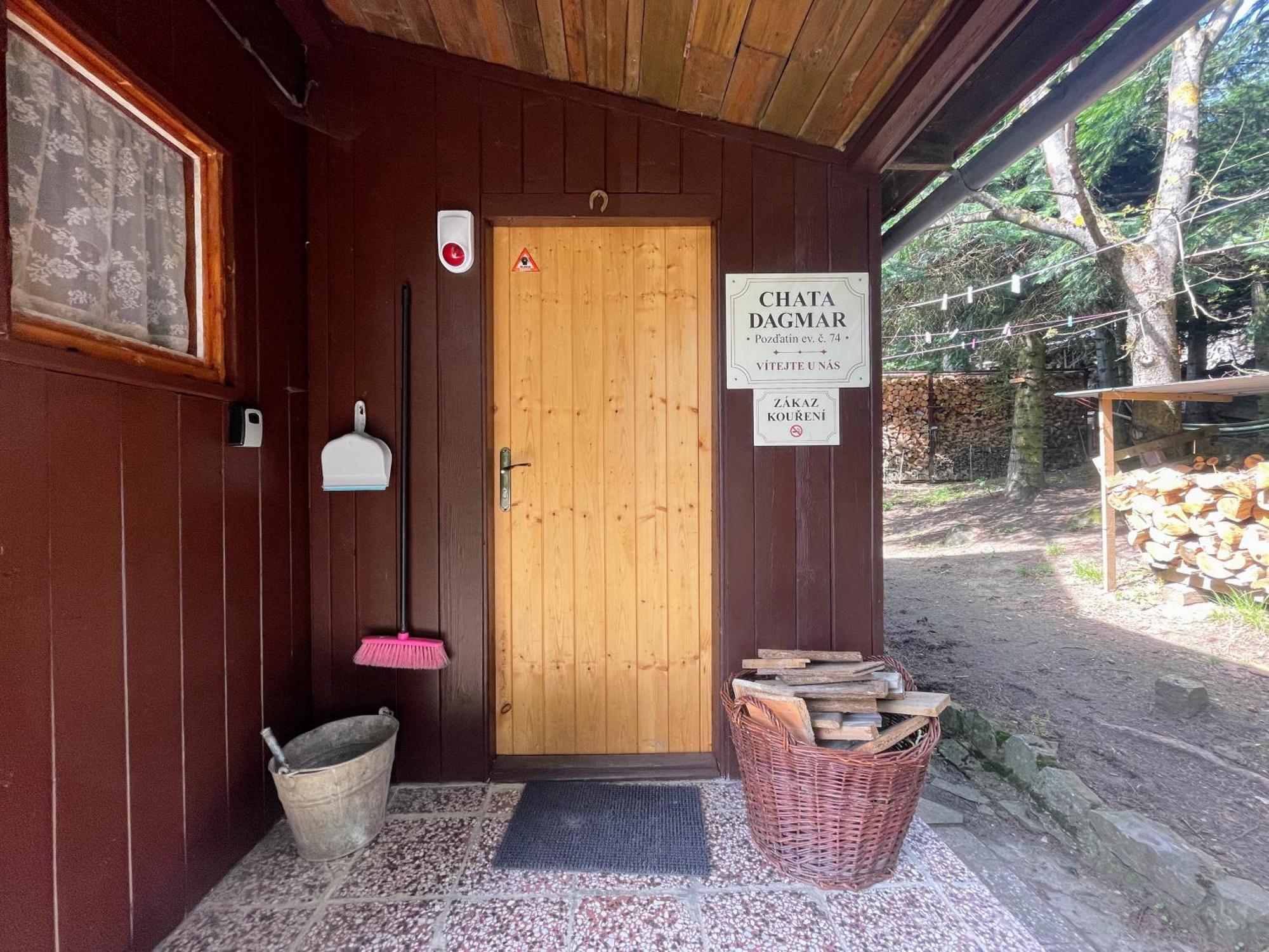 Chata Dagmar Trebic Bagian luar foto